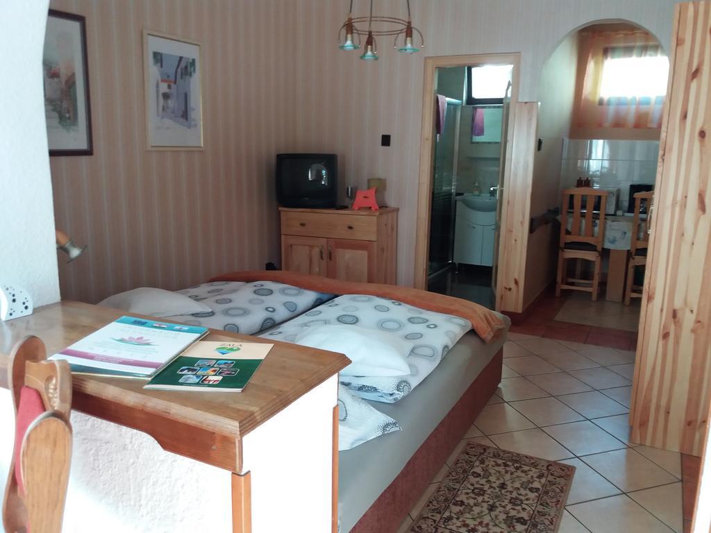 Kaiser Apartman Hévíz Dış mekan fotoğraf
